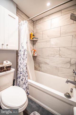 7242 VALLEY AVE, Philadelphia, PA 19128