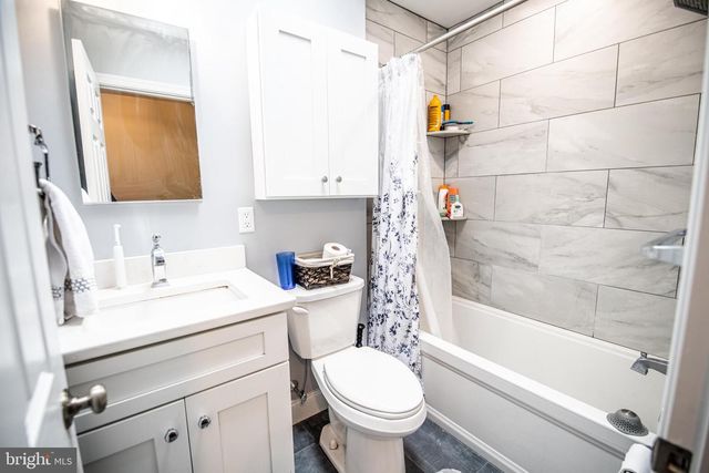 7242 VALLEY AVE, Philadelphia, PA 19128