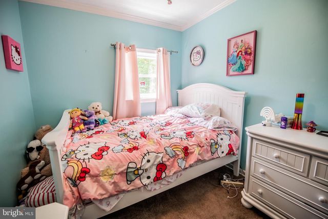 7242 VALLEY AVE, Philadelphia, PA 19128