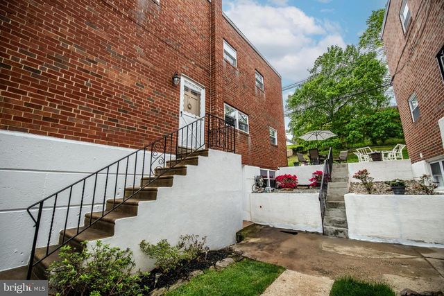 7242 VALLEY AVE, Philadelphia, PA 19128