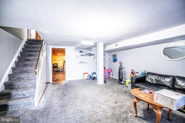 7242 VALLEY AVE, Philadelphia, PA 19128