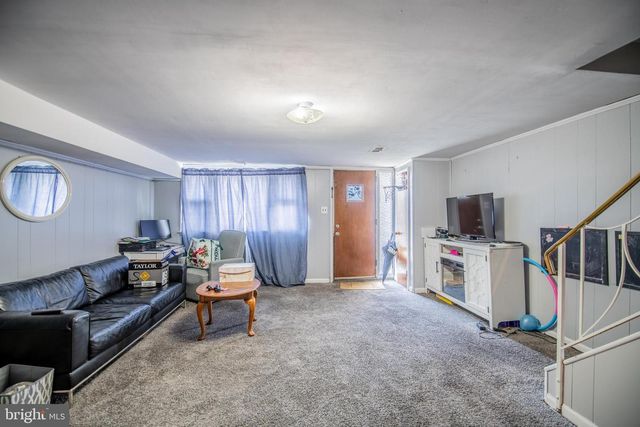 7242 VALLEY AVE, Philadelphia, PA 19128