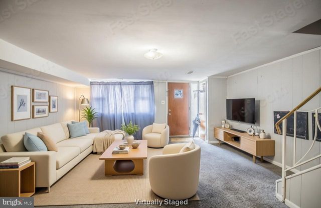 7242 VALLEY AVE, Philadelphia, PA 19128