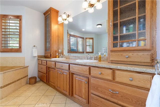 9914 Flyrod Drive, Paso Robles, CA 93446