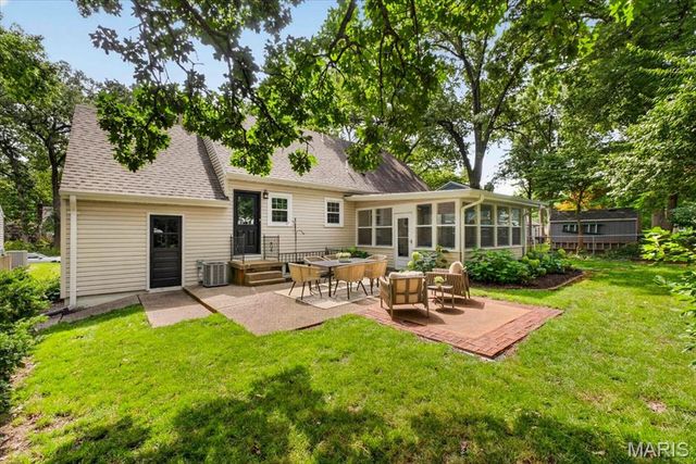 1117 Elm Drive, Webster Groves, MO 63119