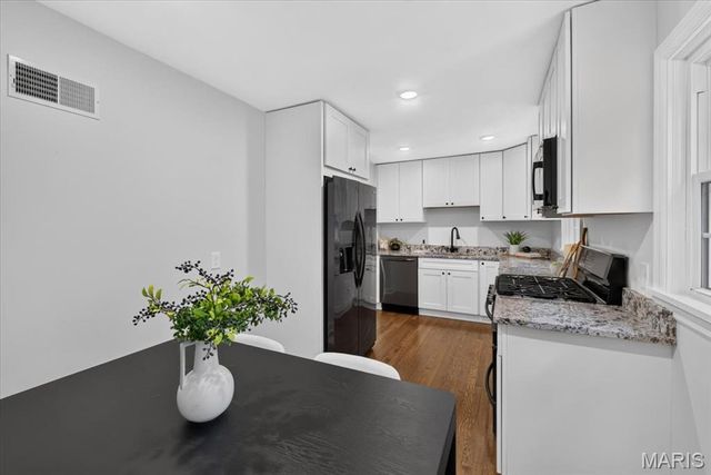 1117 Elm Drive, Webster Groves, MO 63119