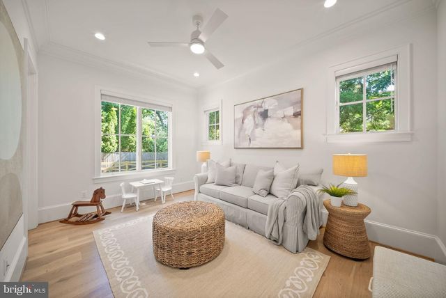 3115 N PEARY ST, Arlington, VA 22207
