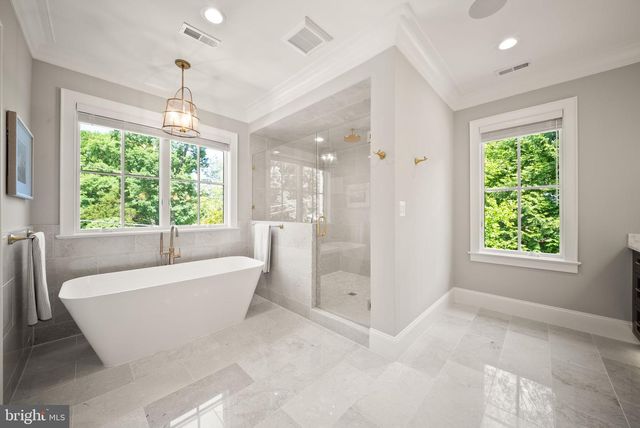 3115 N PEARY ST, Arlington, VA 22207