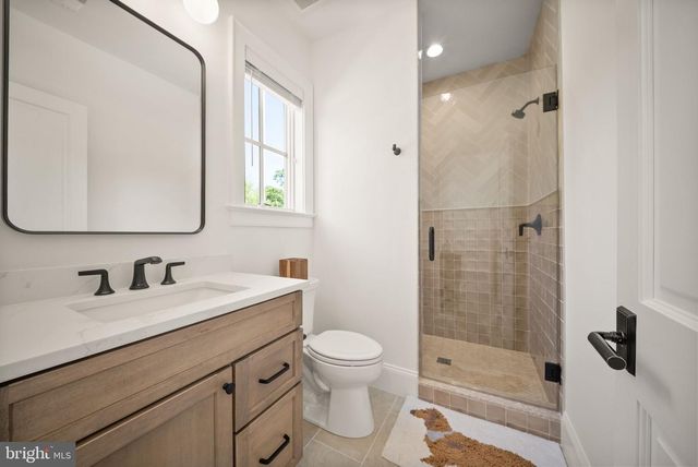 3115 N PEARY ST, Arlington, VA 22207