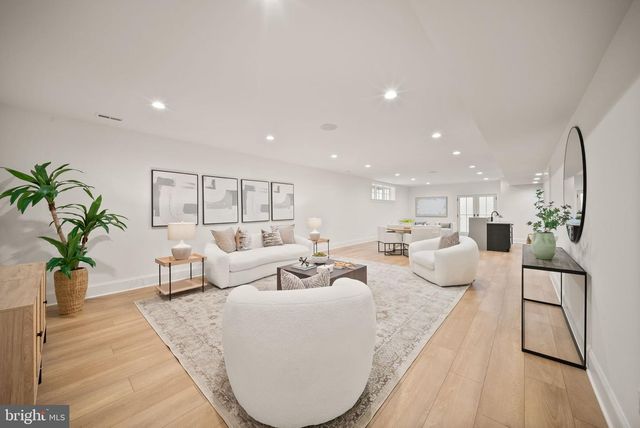 3115 N PEARY ST, Arlington, VA 22207