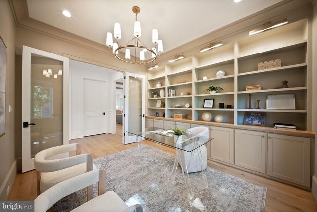 3115 N PEARY ST, Arlington, VA 22207