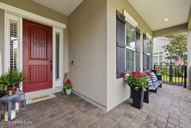 498 FRESHWATER Drive, St. Johns, FL 32259