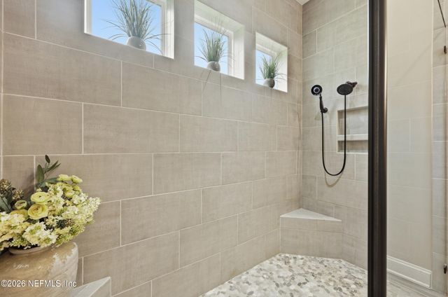 498 FRESHWATER Drive, St. Johns, FL 32259