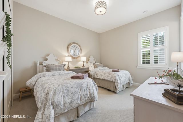 498 FRESHWATER Drive, St. Johns, FL 32259