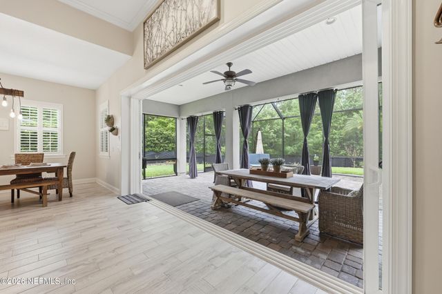 498 FRESHWATER Drive, St. Johns, FL 32259