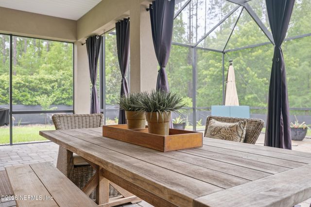 498 FRESHWATER Drive, St. Johns, FL 32259