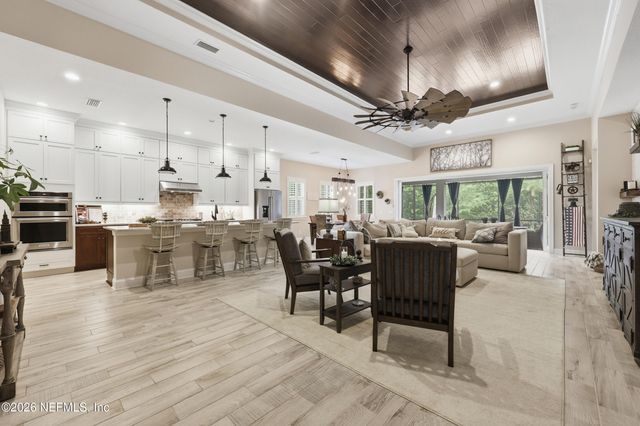 498 FRESHWATER Drive, St. Johns, FL 32259