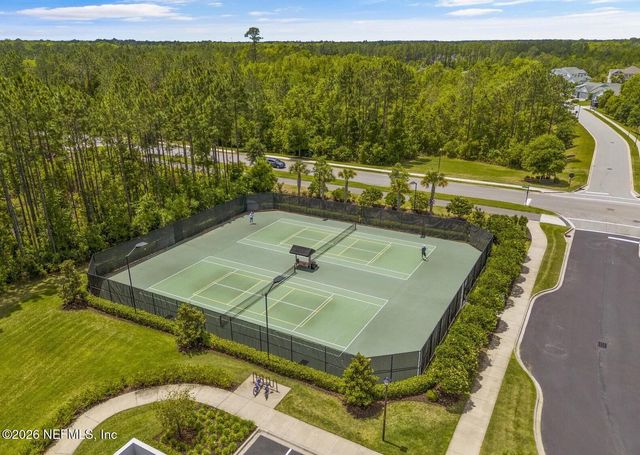 498 FRESHWATER Drive, St. Johns, FL 32259