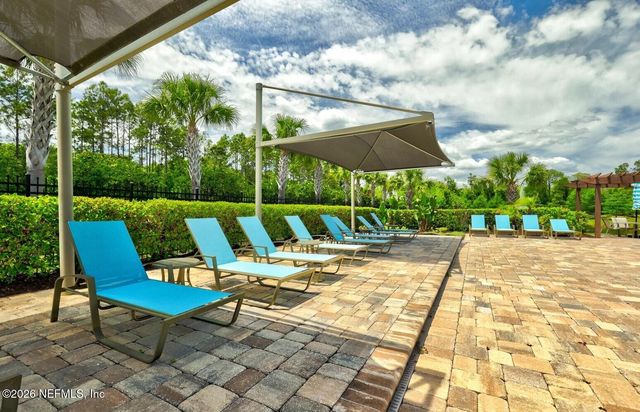 498 FRESHWATER Drive, St. Johns, FL 32259
