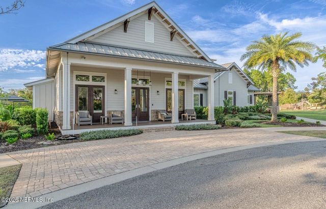 498 FRESHWATER Drive, St. Johns, FL 32259