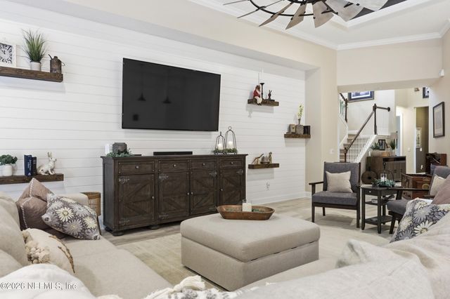 498 FRESHWATER Drive, St. Johns, FL 32259