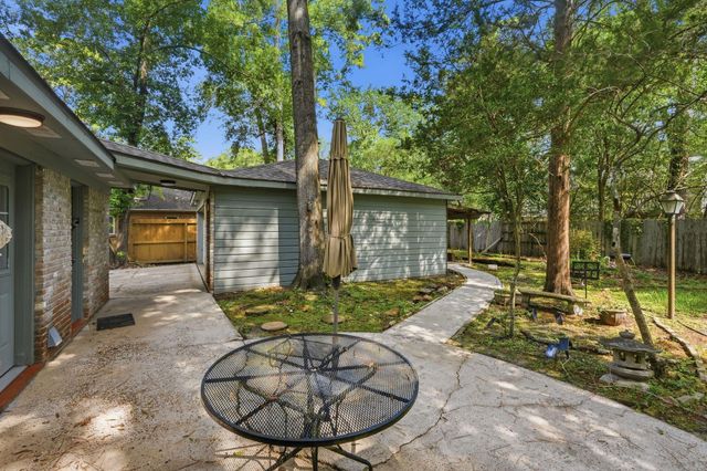 2111 Riverlawn Drive, Houston, TX 77339
