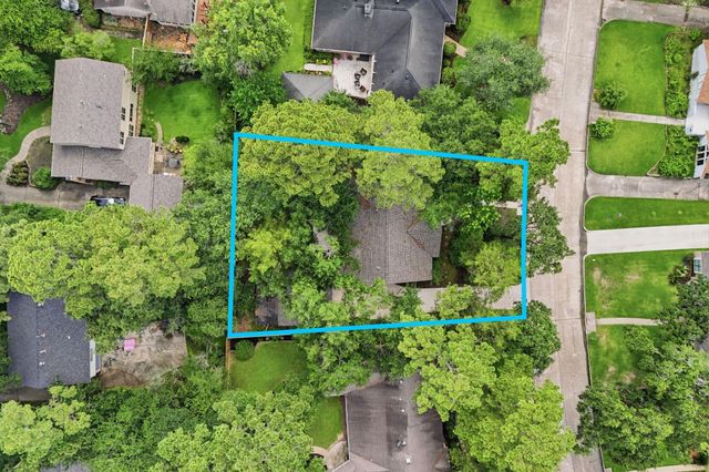 2111 Riverlawn Drive, Houston, TX 77339