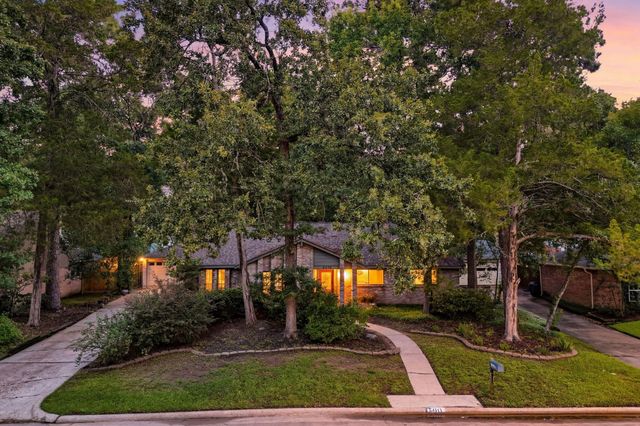 2111 Riverlawn Drive, Houston, TX 77339