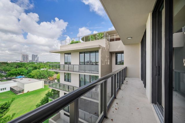 3034 OAK Avenue 503, Miami, FL 33133