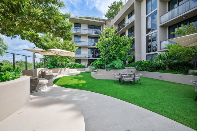 3034 OAK Avenue 503, Miami, FL 33133