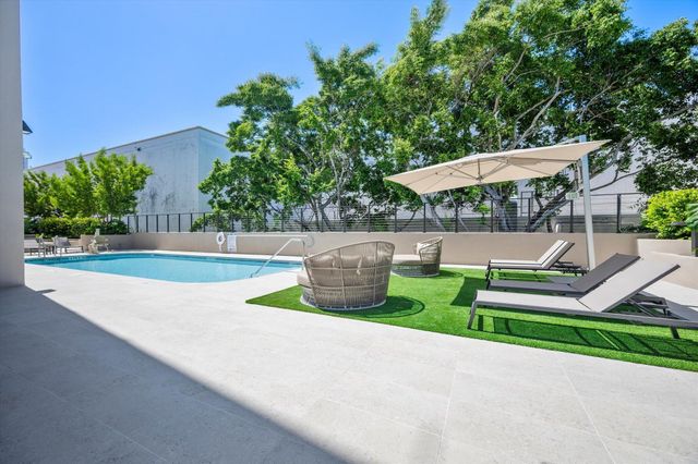 3034 OAK Avenue 503, Miami, FL 33133