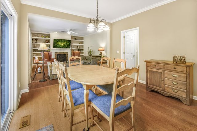 304 Forest Bend Dr, Mount Juliet, TN 37122
