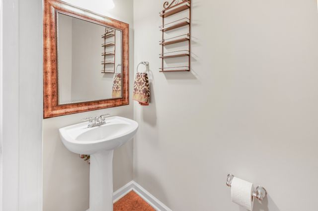 304 Forest Bend Dr, Mount Juliet, TN 37122