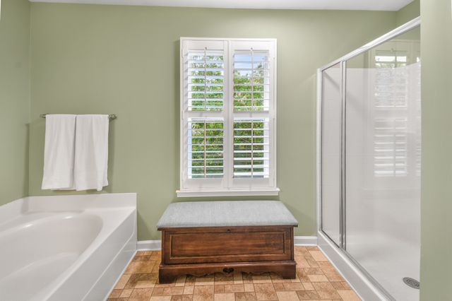304 Forest Bend Dr, Mount Juliet, TN 37122