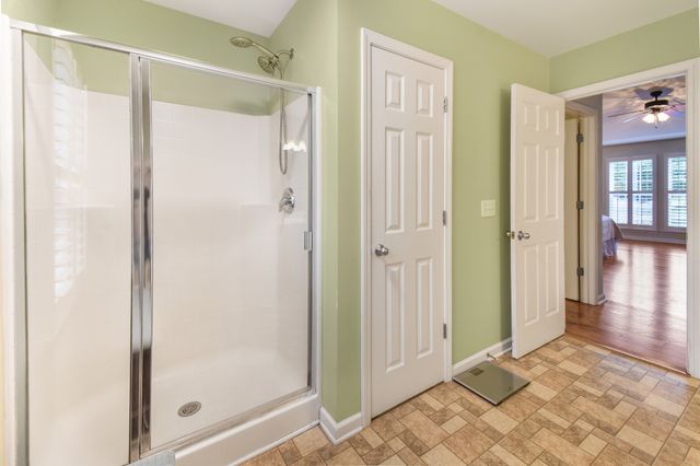 304 Forest Bend Dr, Mount Juliet, TN 37122