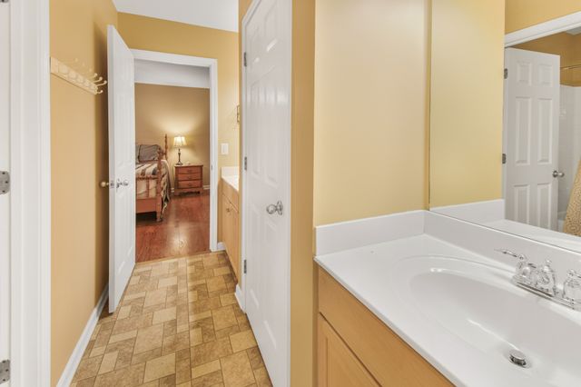 304 Forest Bend Dr, Mount Juliet, TN 37122