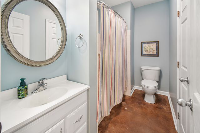 304 Forest Bend Dr, Mount Juliet, TN 37122