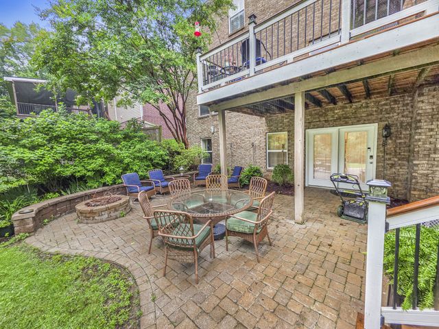 304 Forest Bend Dr, Mount Juliet, TN 37122