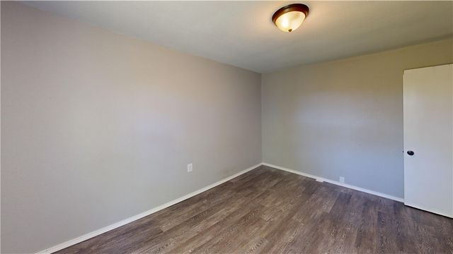 306 S Parrott Drive, Huntsville, AR 72740