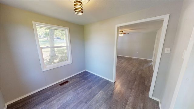 306 S Parrott Drive, Huntsville, AR 72740