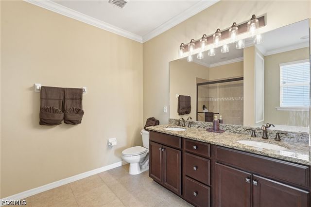 2506 Blackburn CIR, Cape Coral, FL 33991