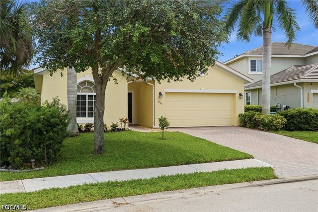 2506 Blackburn CIR, Cape Coral, FL 33991