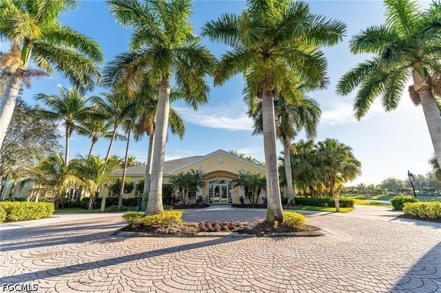 2506 Blackburn CIR, Cape Coral, FL 33991