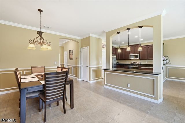 2506 Blackburn CIR, Cape Coral, FL 33991