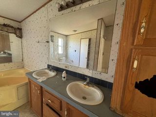 18570 CHAPLAINS CHAPEL RD, Bridgeville, DE 19933