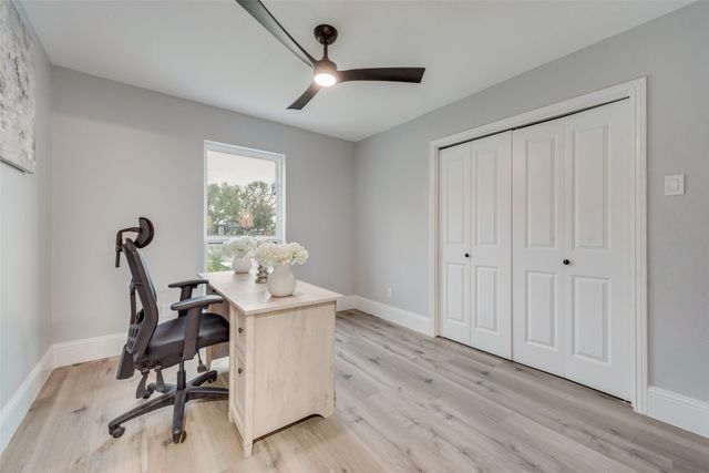 3209 Royal Lane, Dallas, TX 75229