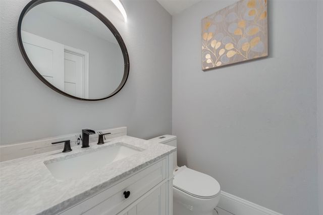 3209 Royal Lane, Dallas, TX 75229