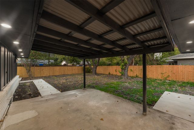 3209 Royal Lane, Dallas, TX 75229