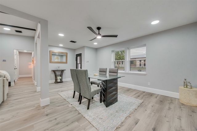 3209 Royal Lane, Dallas, TX 75229