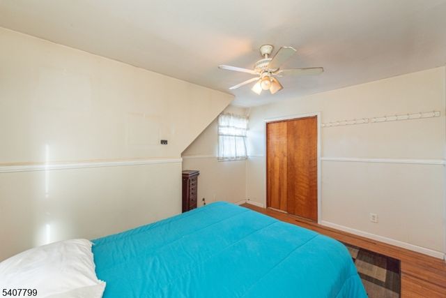 49 Skyline Lake Dr, Ringwood Boro, NJ 07456